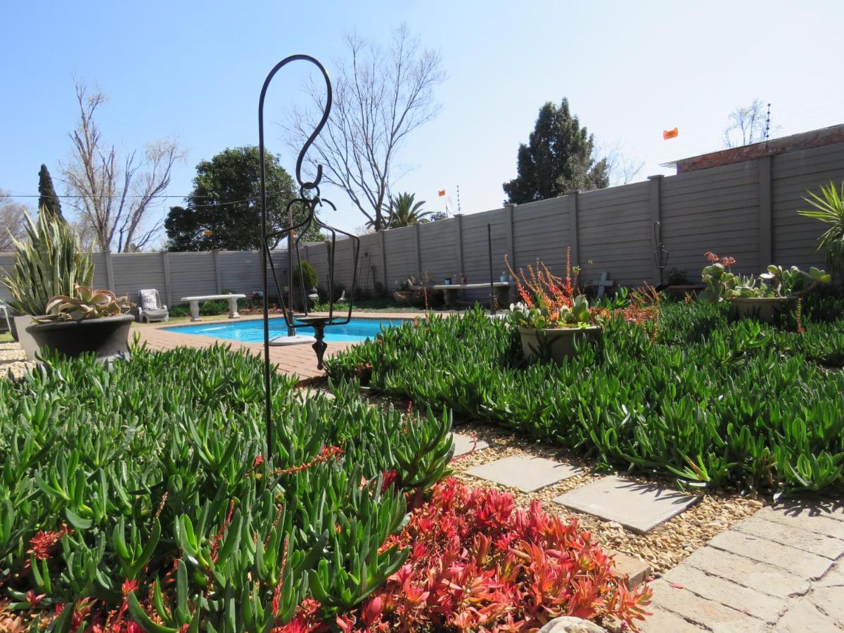 Apartmán 80 On Benade Bloemfontein Exteriér fotografie